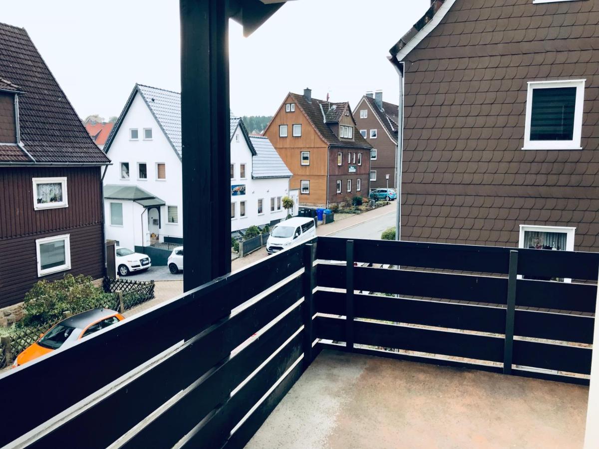 Grosse Wohnung - Kamin - Balkon - Boxspringbett - Skiwiese Braunlage Exterior foto